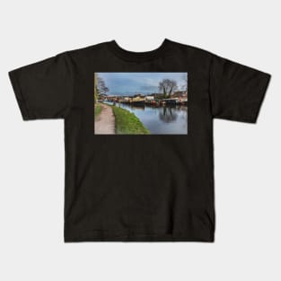 Boats On The Kennet Kids T-Shirt